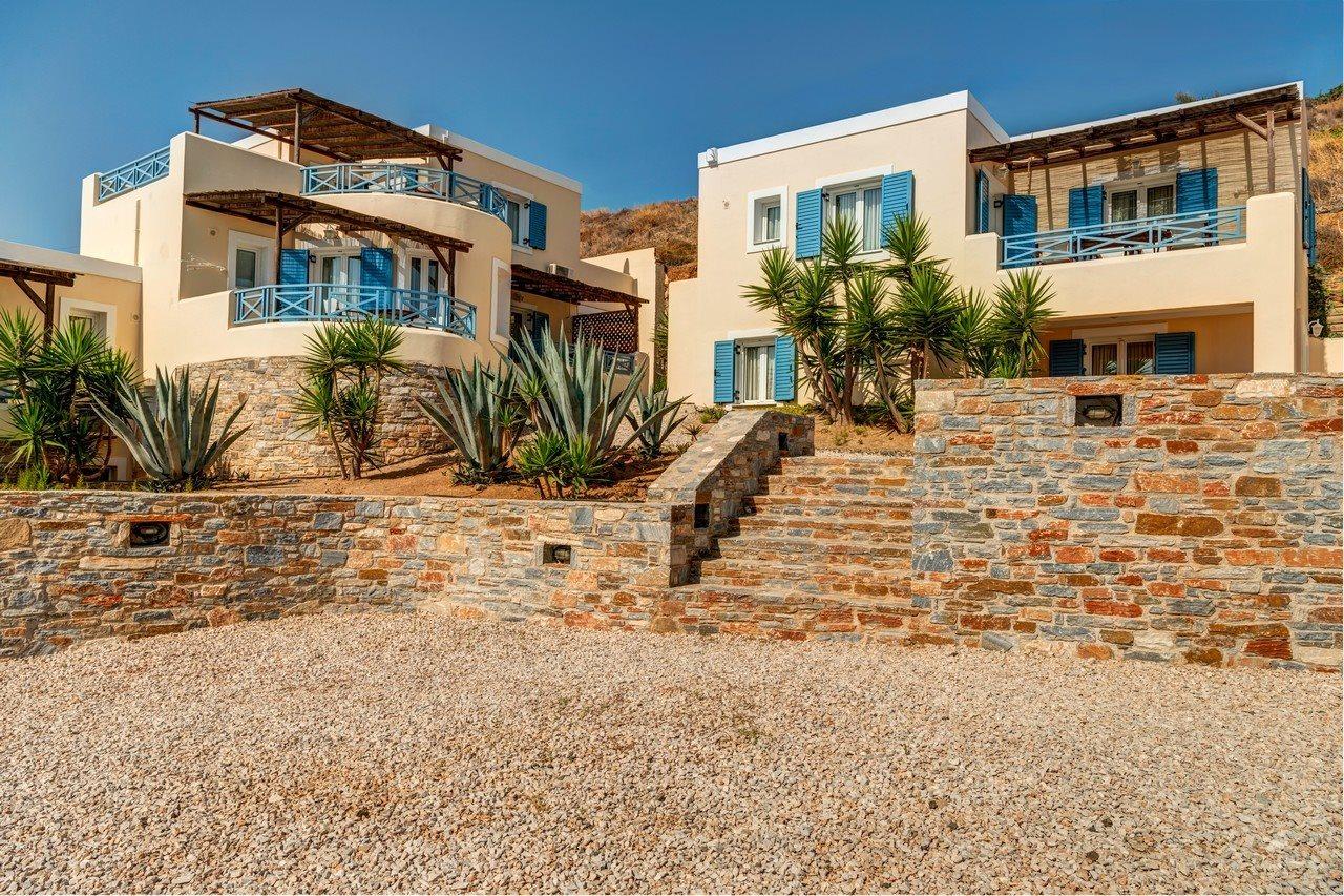 Sunrise Beach Suites Azolimnos Exterior photo