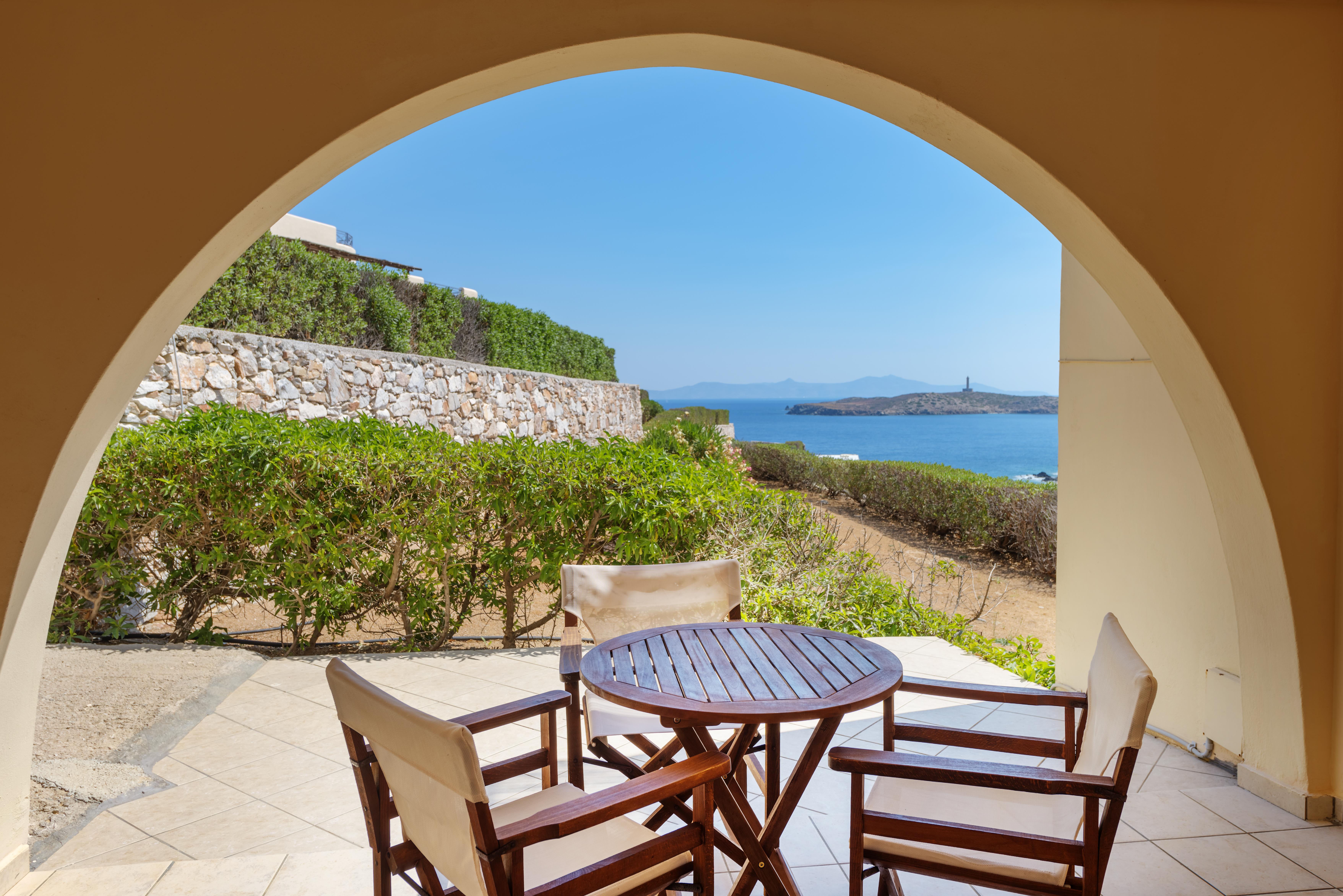 Sunrise Beach Suites Azolimnos Exterior photo